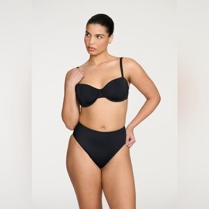 CUUP Black Underwire Bikini Top 6 and High Waist Bottom 18